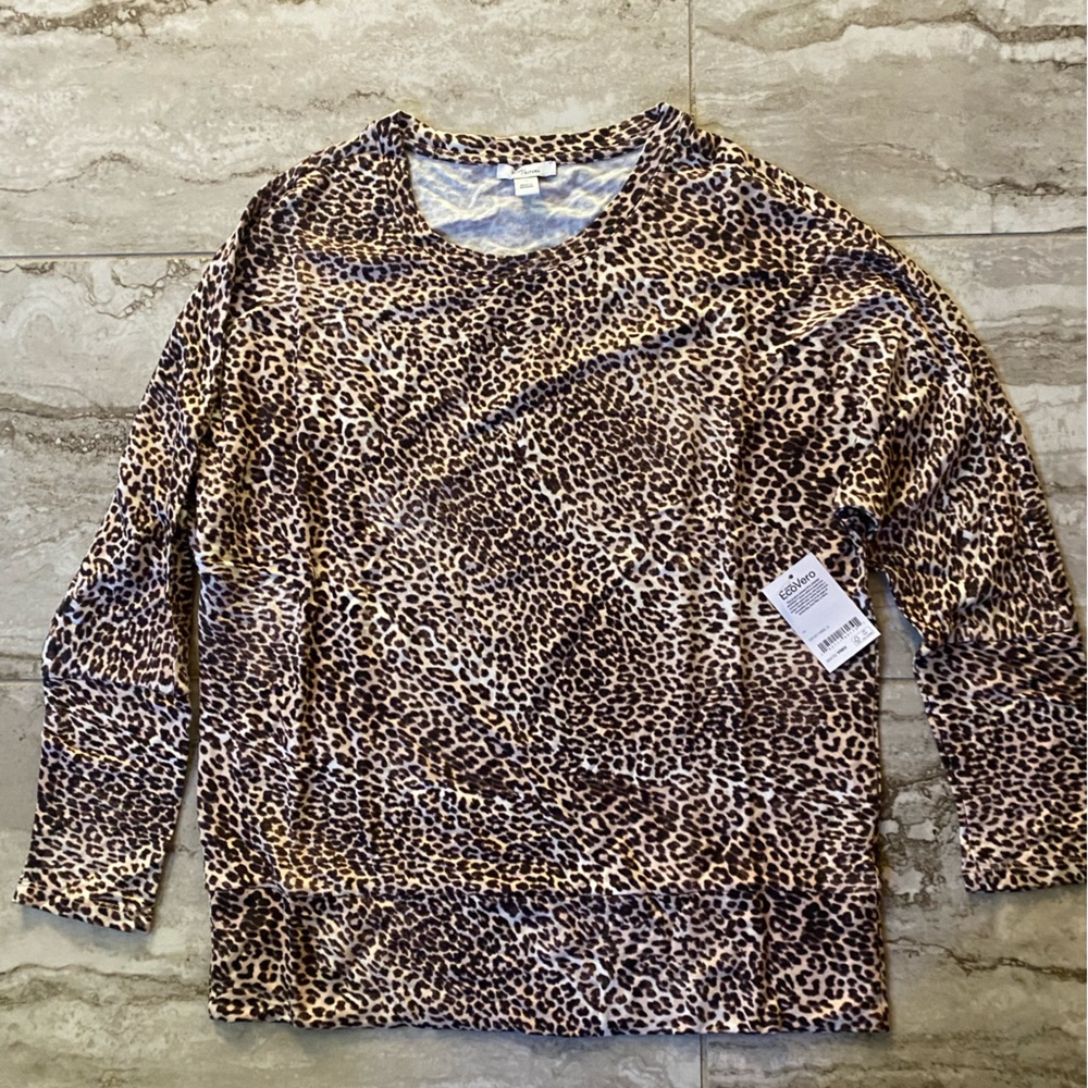 NWT Daily Ritual 3/4 Sleeve. Animal Print.